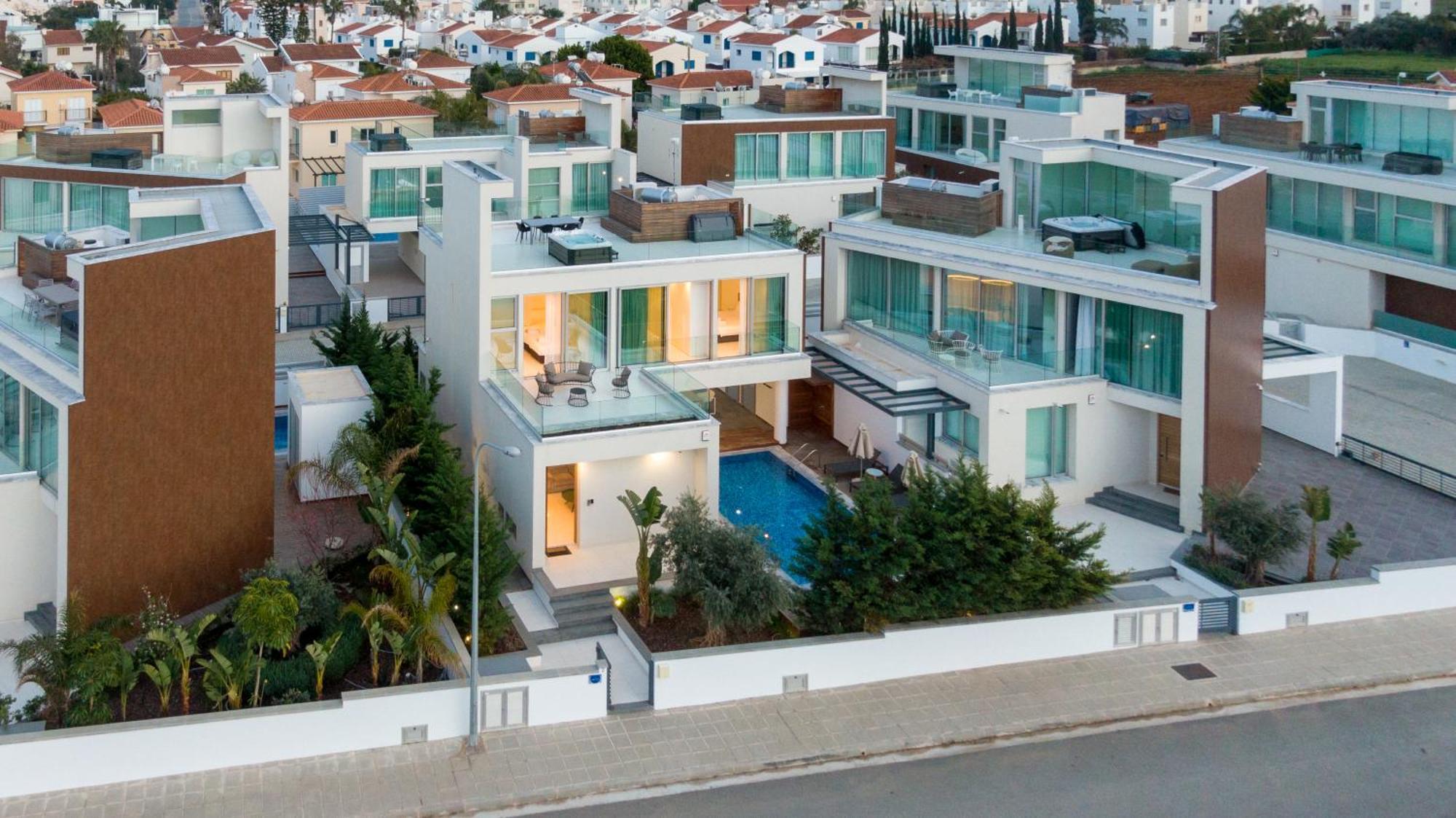 Seaview Luxury Villa Jacuzzi & Pool! 2 Min Beach Protaras Ngoại thất bức ảnh