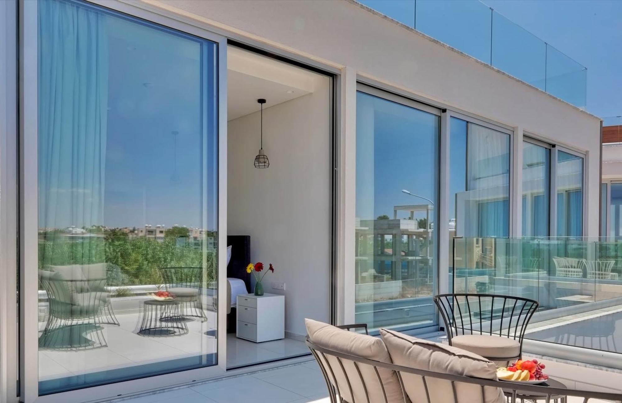 Seaview Luxury Villa Jacuzzi & Pool! 2 Min Beach Protaras Ngoại thất bức ảnh